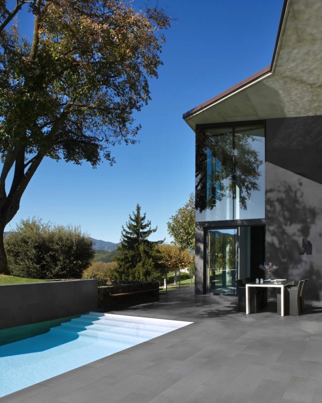 Piastrella in gres Tao Grey, formato cm 48.8 x 79.2