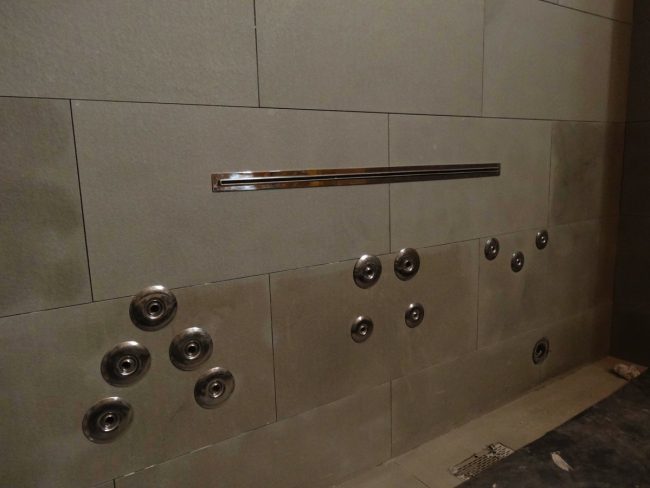 Bocchette idromassaggio e lama d'acqua