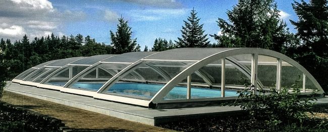 Copertura telescopica bassa per piscina