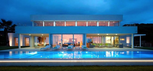 Illuminazione per piscina