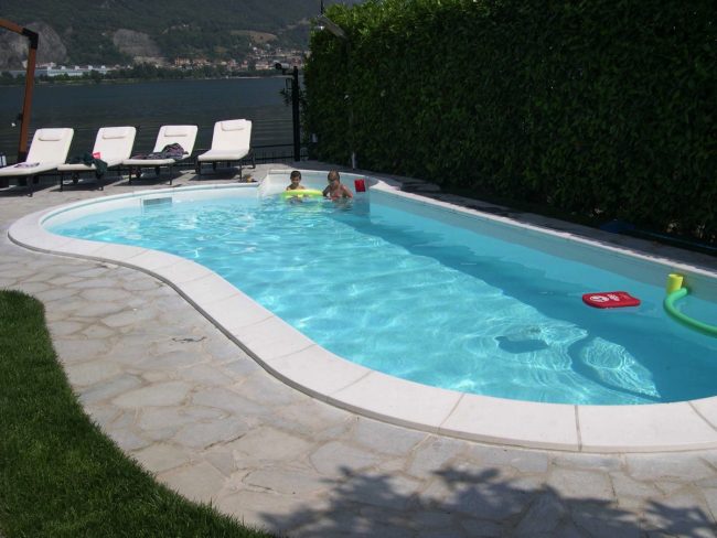 Piscina Portofino con scala