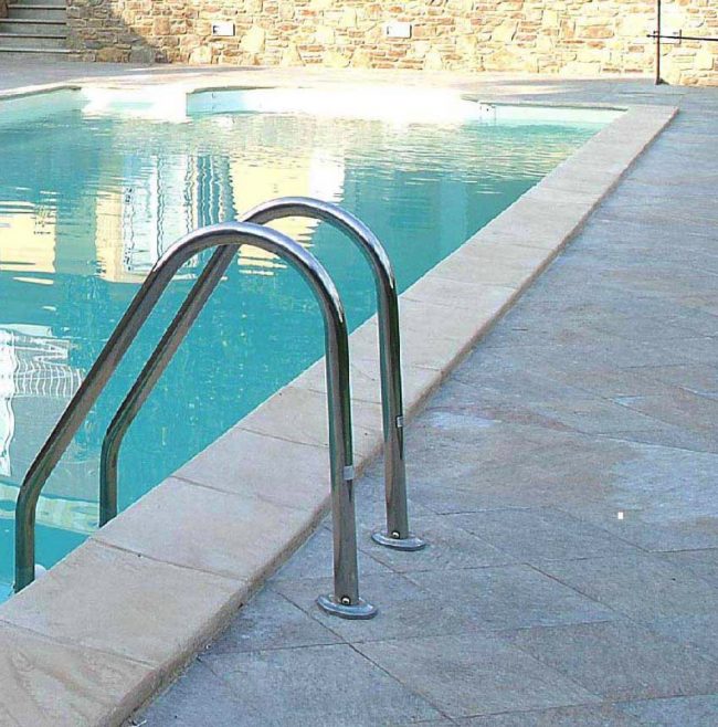 Piscina Relax con scala