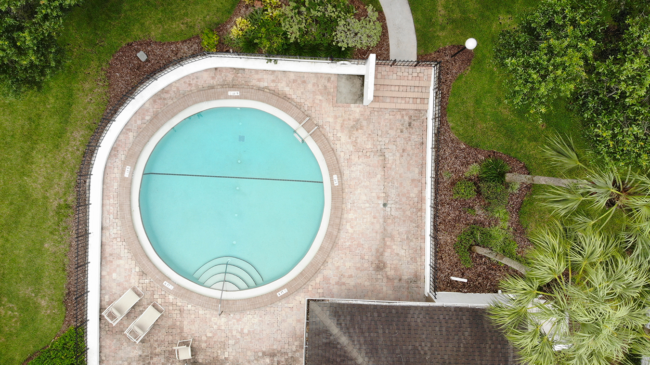 costruire-una-piscina-interrata_1-1350×759