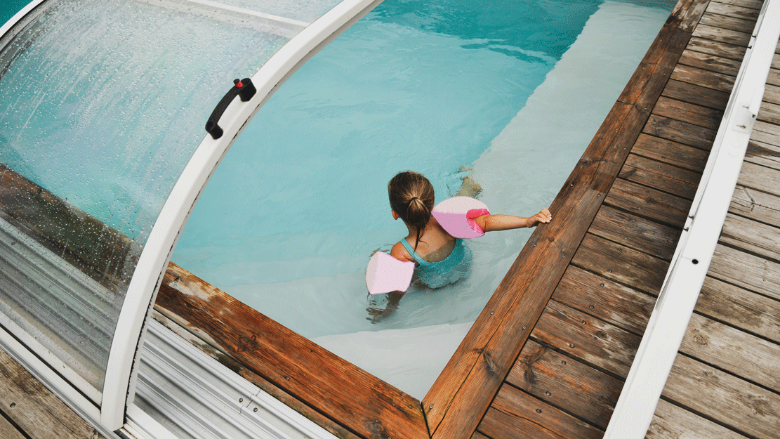 Scegli la giusta copertura per la tua piscina